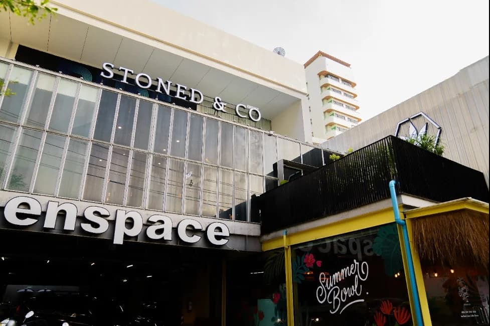 Cannabox ที่ Stoned & Co: งานเสวนาแบบใกล้ชิดที่ชุมชนกัญชากรุงเทพยังพูดถึง