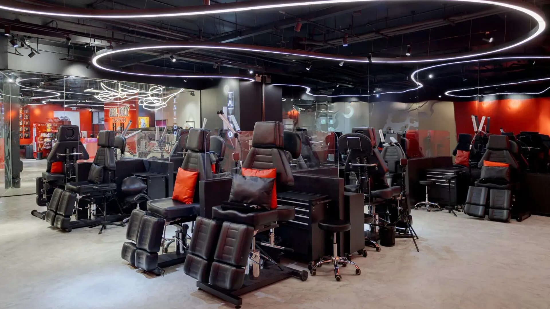 ภายในสตูดิโอ ALL DAY Tattoo